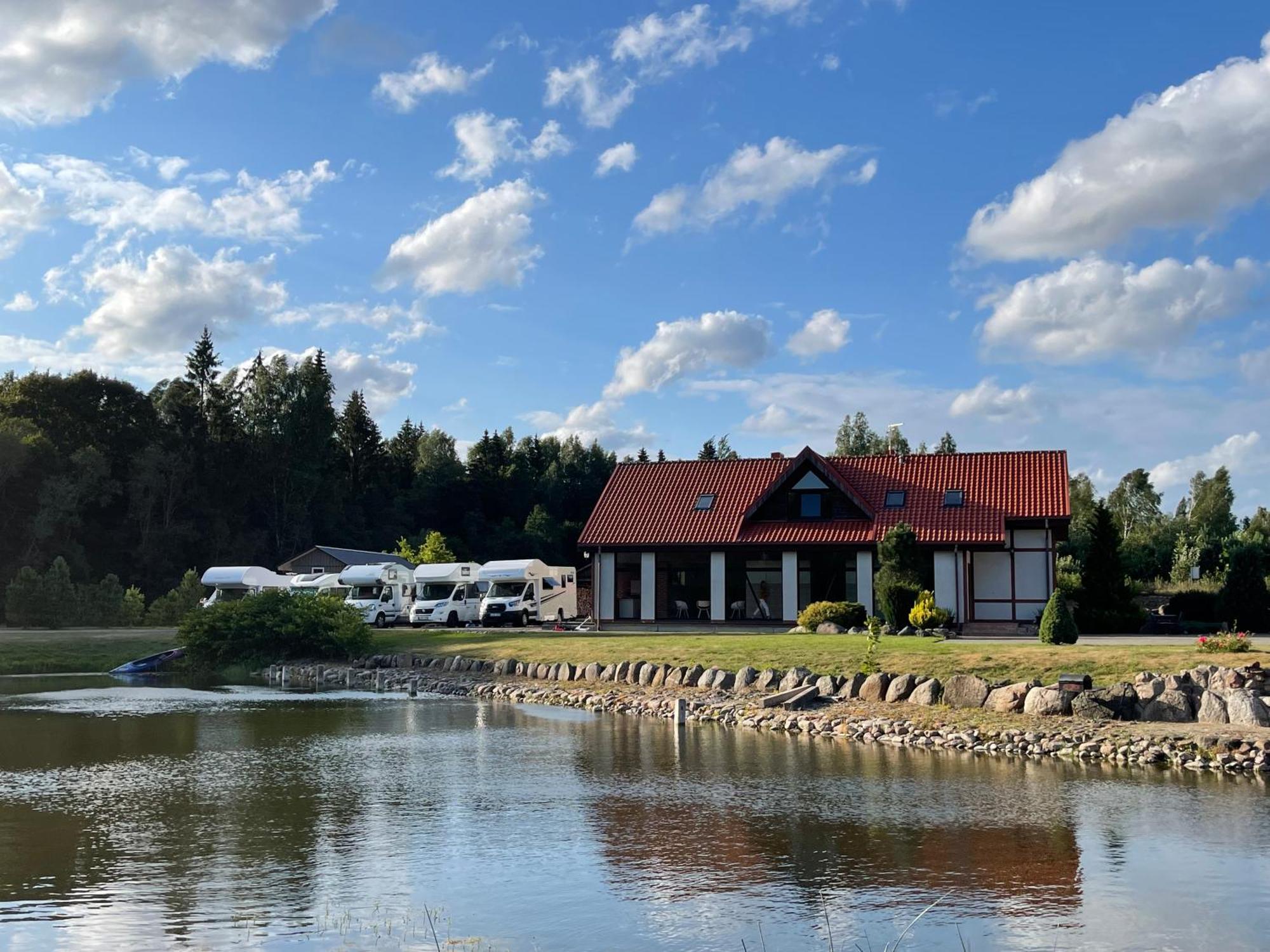 Jurvinge Hotel Zadvainai Exterior foto